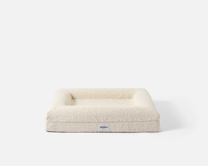 The Spaniel Size Boucle Bed